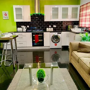 London Luxury 2bedrooms, Reception, Garden, , Ilford United Kingdom